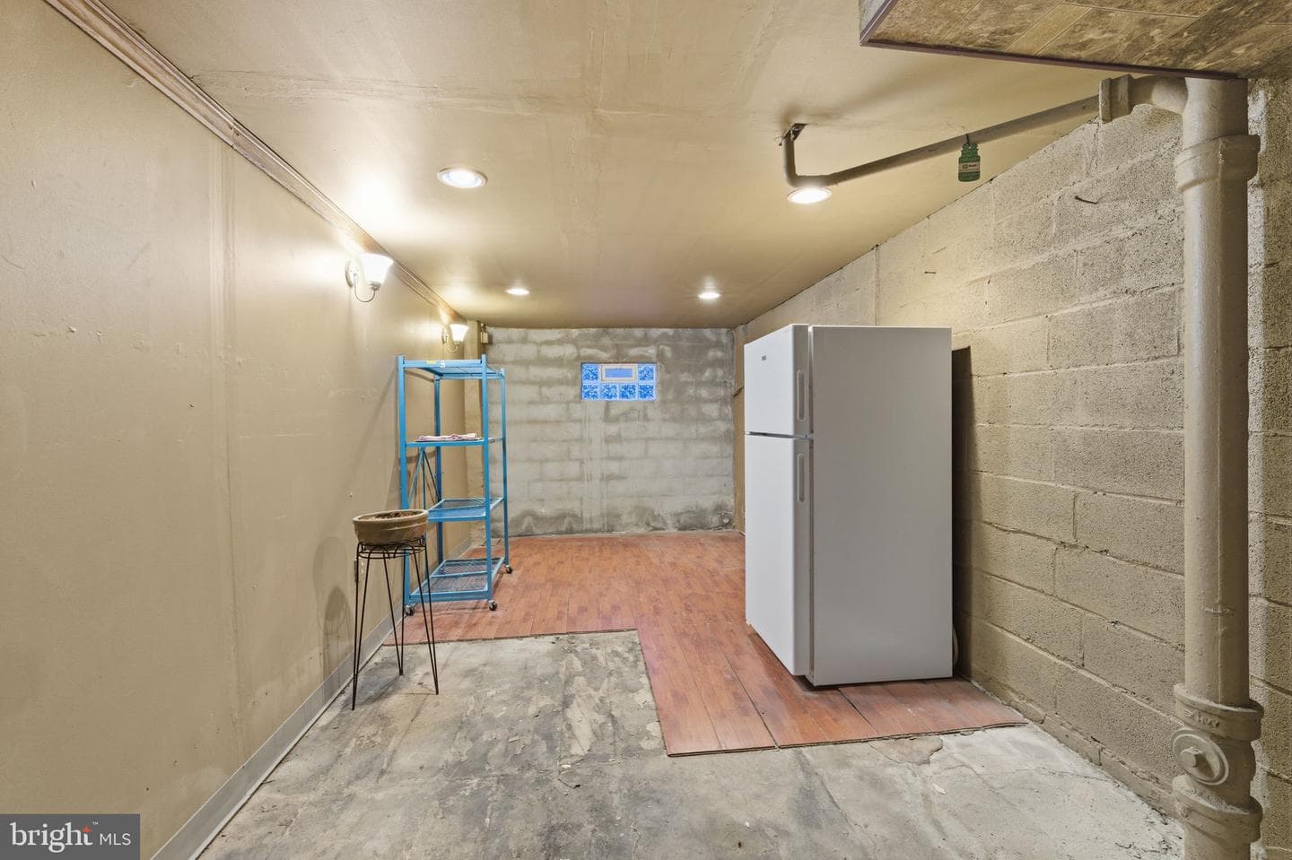 8266 Temple Road photo 20
