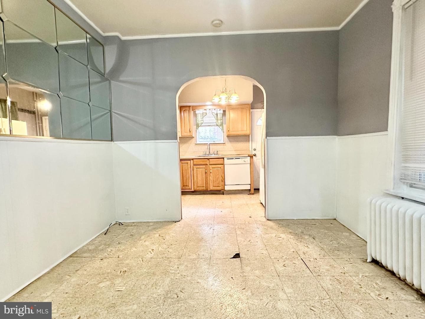 2236 Moore Street photo 7