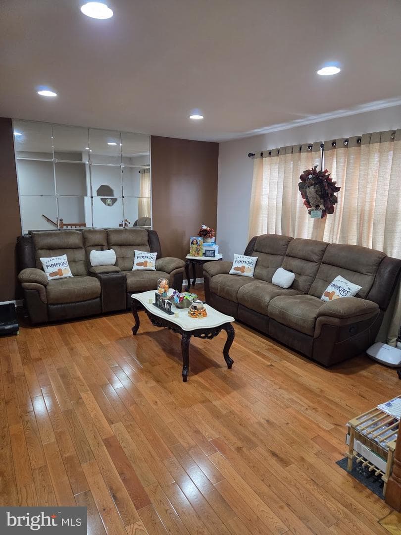 3539 Chalfont Drive photo 4