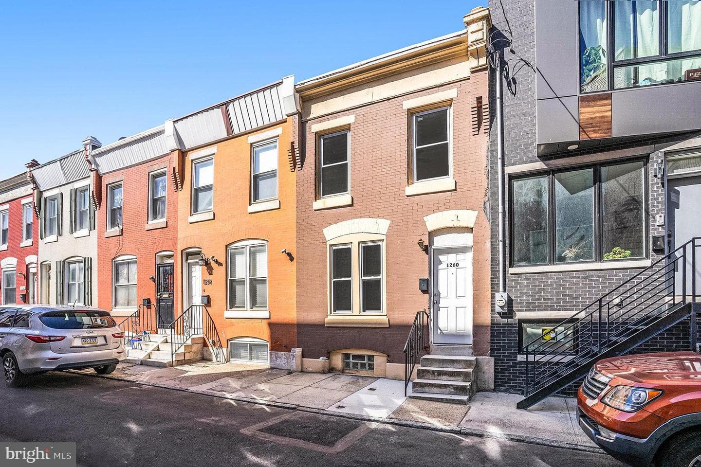 1260 N Newkirk Street photo 3