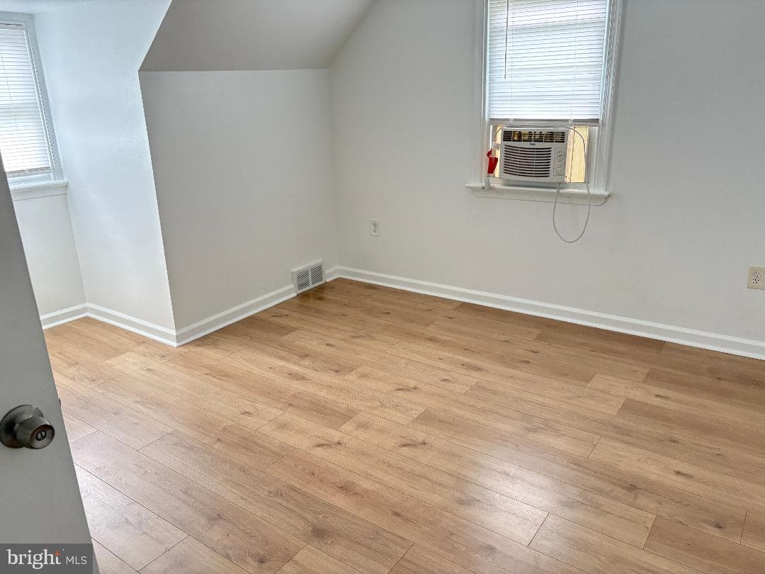 120 Overhill Avenue photo 25