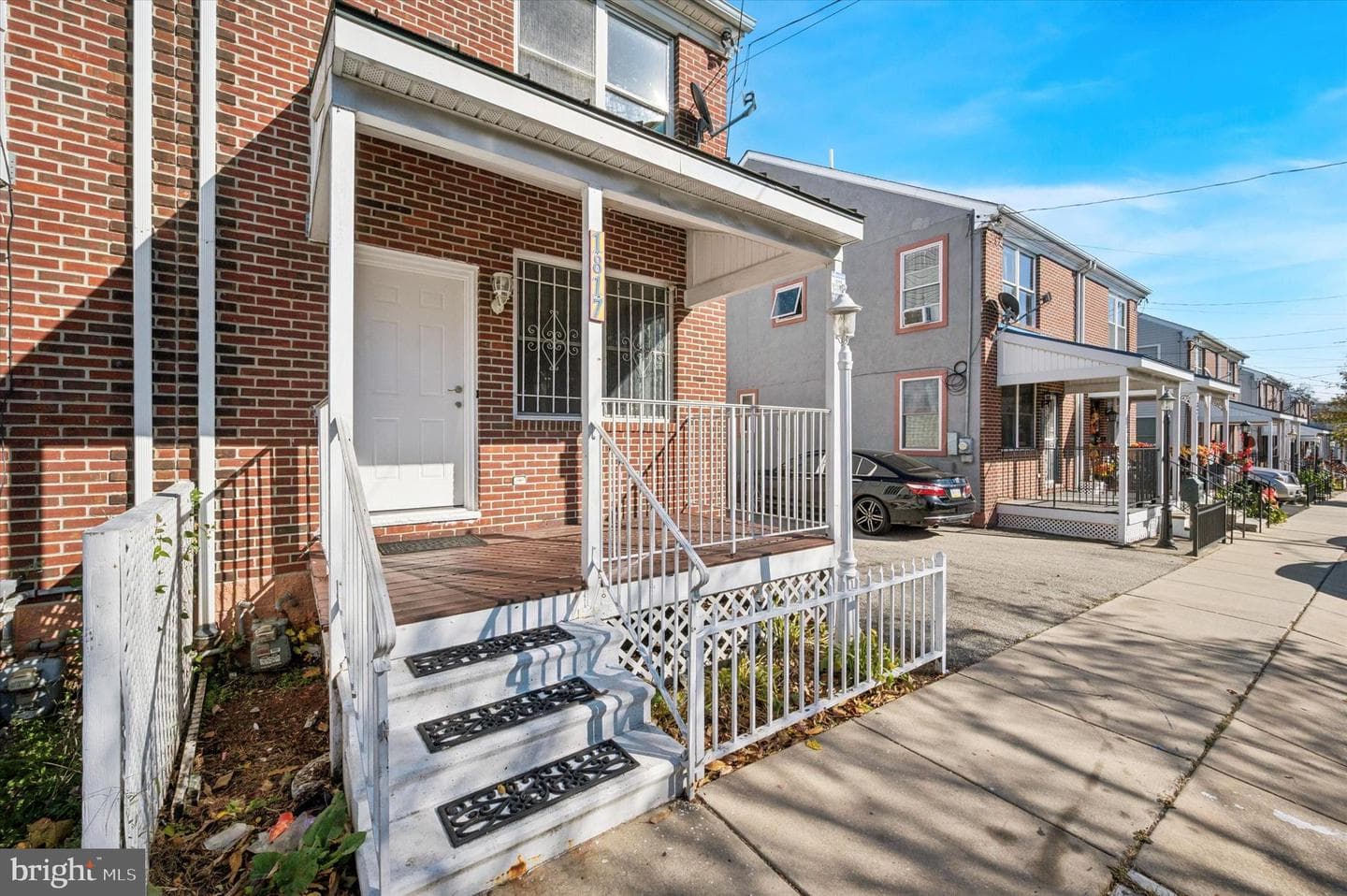 1817 Wilmot Street photo 1