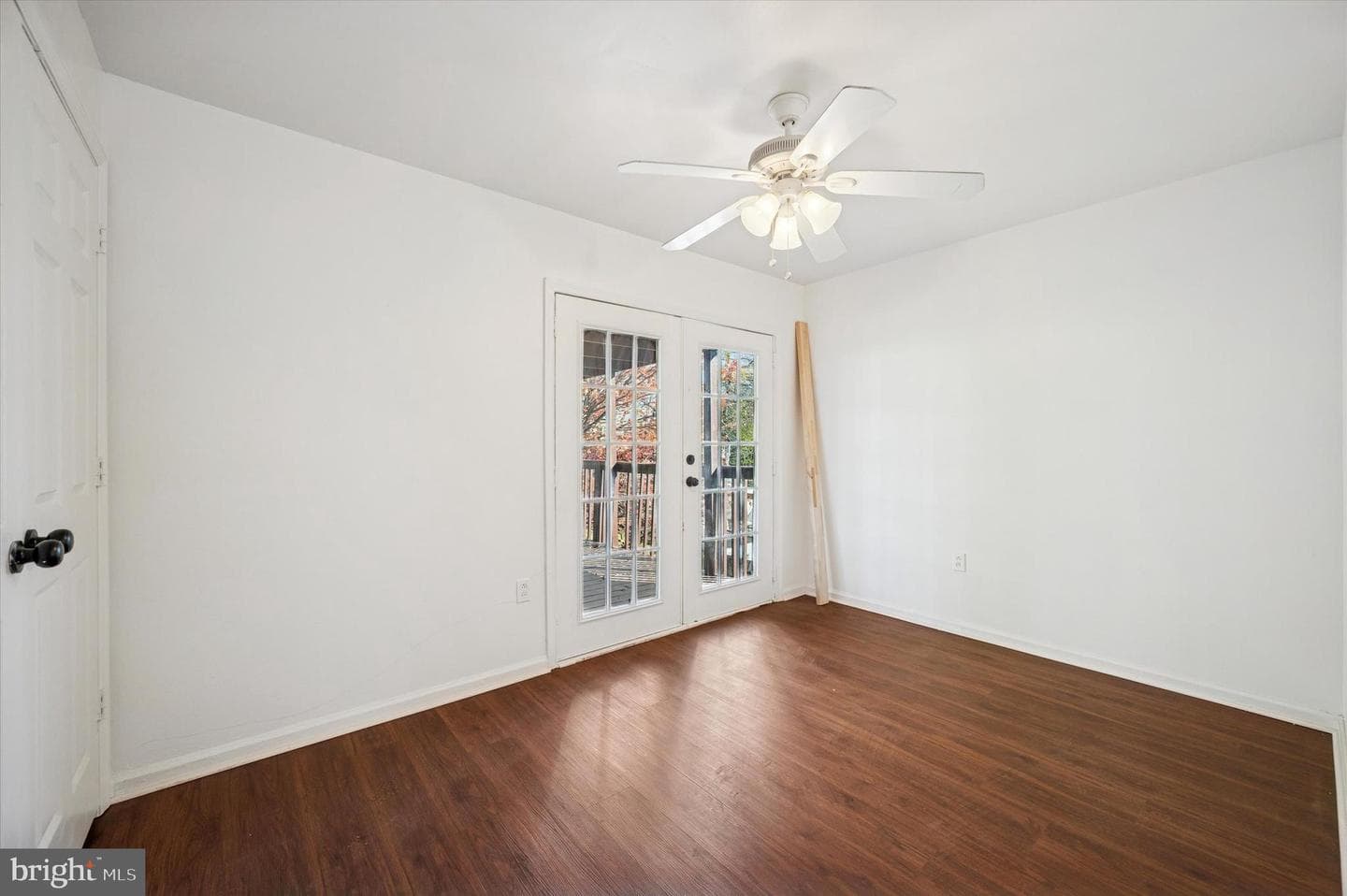 1817 Wilmot Street photo 11