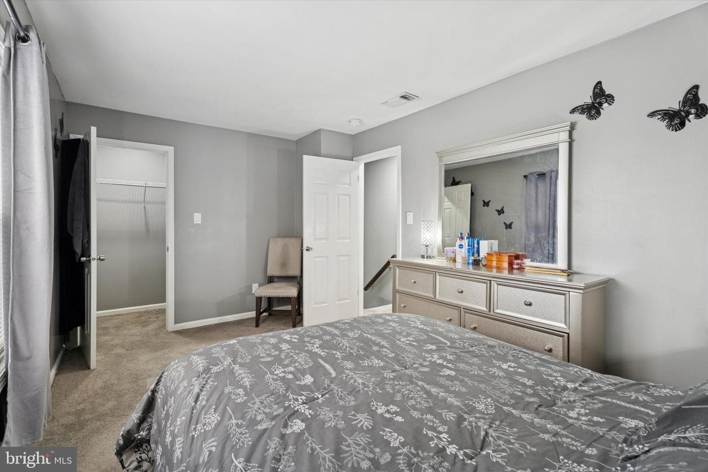 8319 Woolston Avenue photo 14