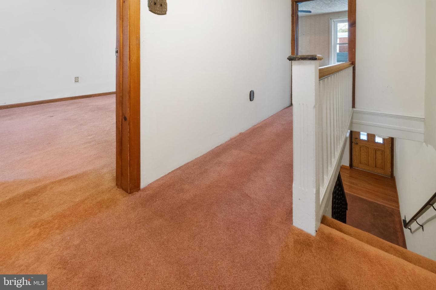 3416 Ainslie Street photo 12