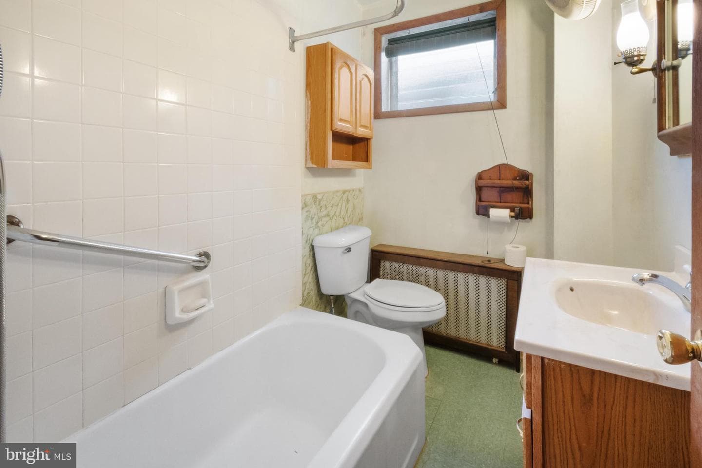 3416 Ainslie Street photo 16