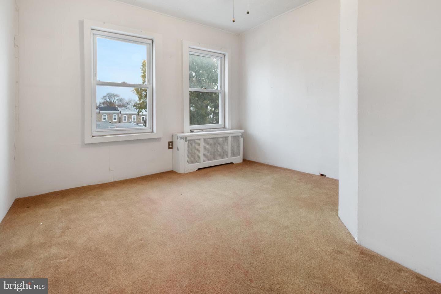 3416 Ainslie Street photo 19