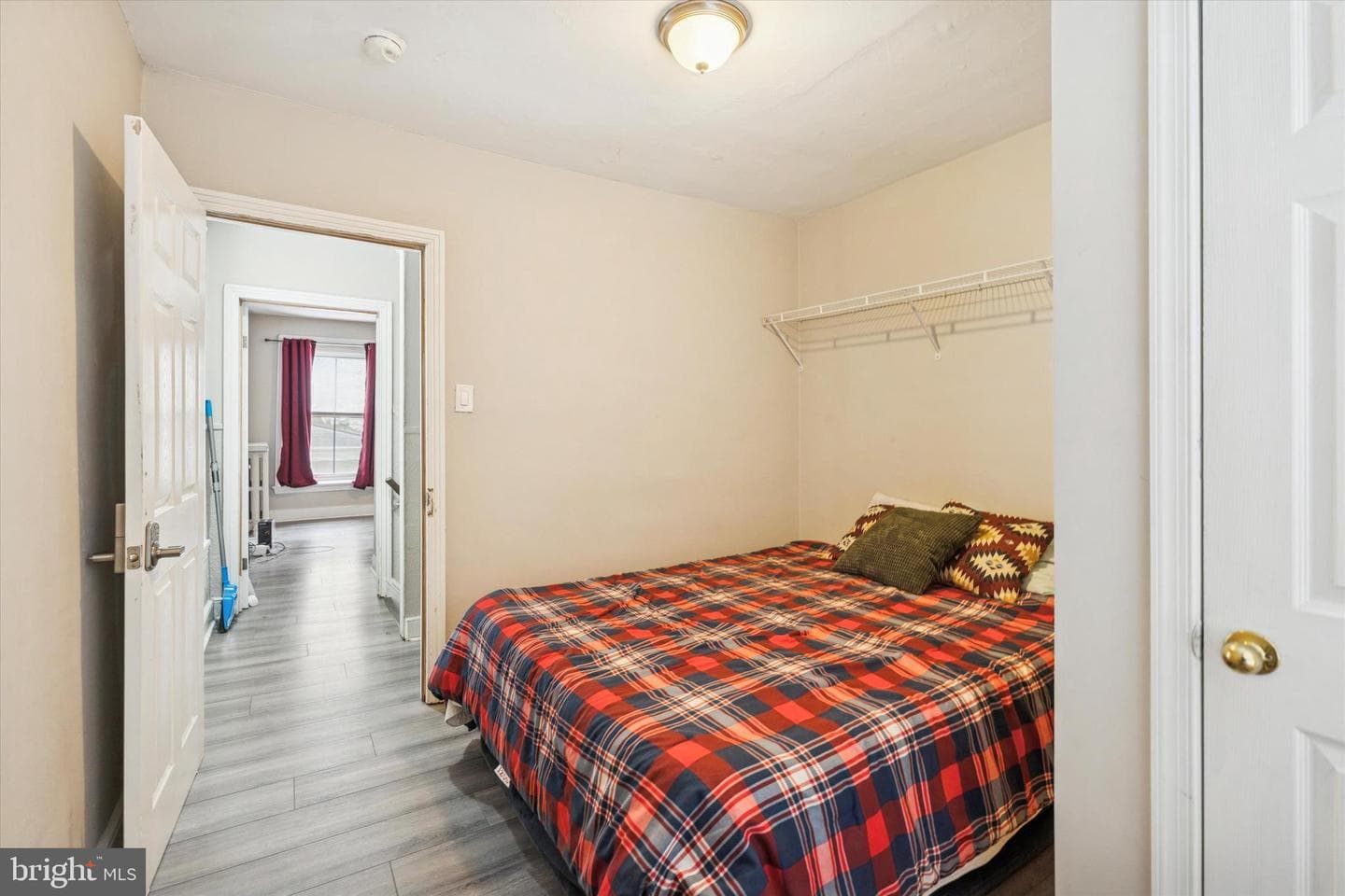 352 Carson Street photo 19