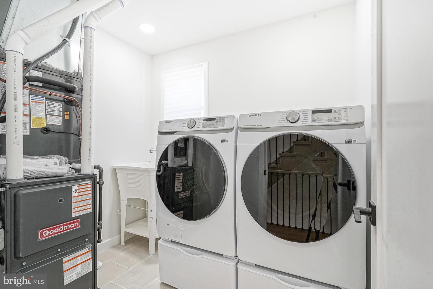 1145 Tasker Street photo 20