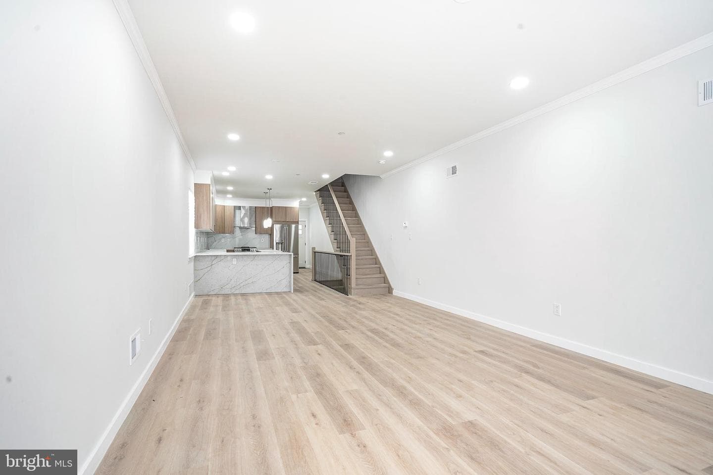1145 Tasker Street photo 3