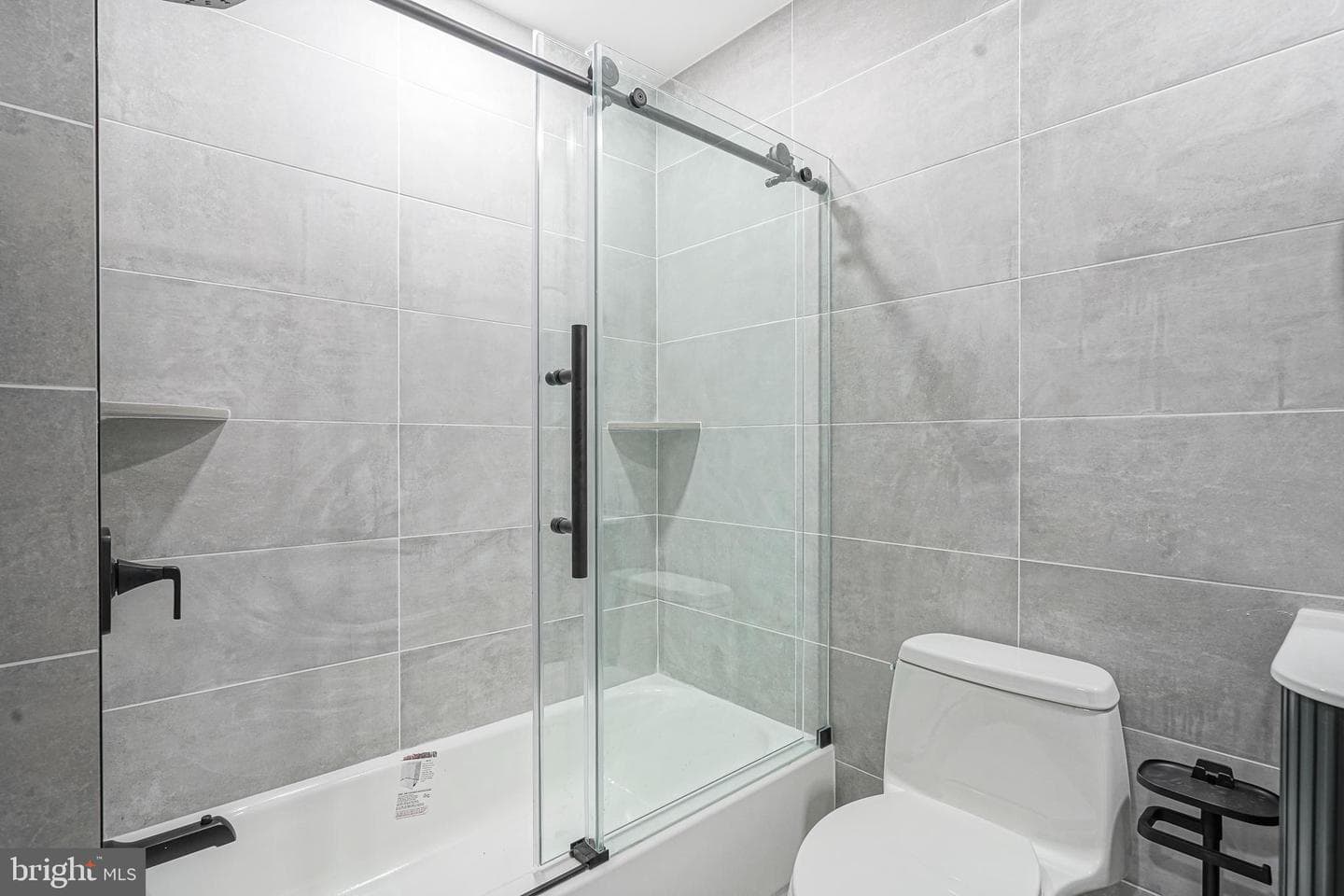 1145 Tasker Street photo 30