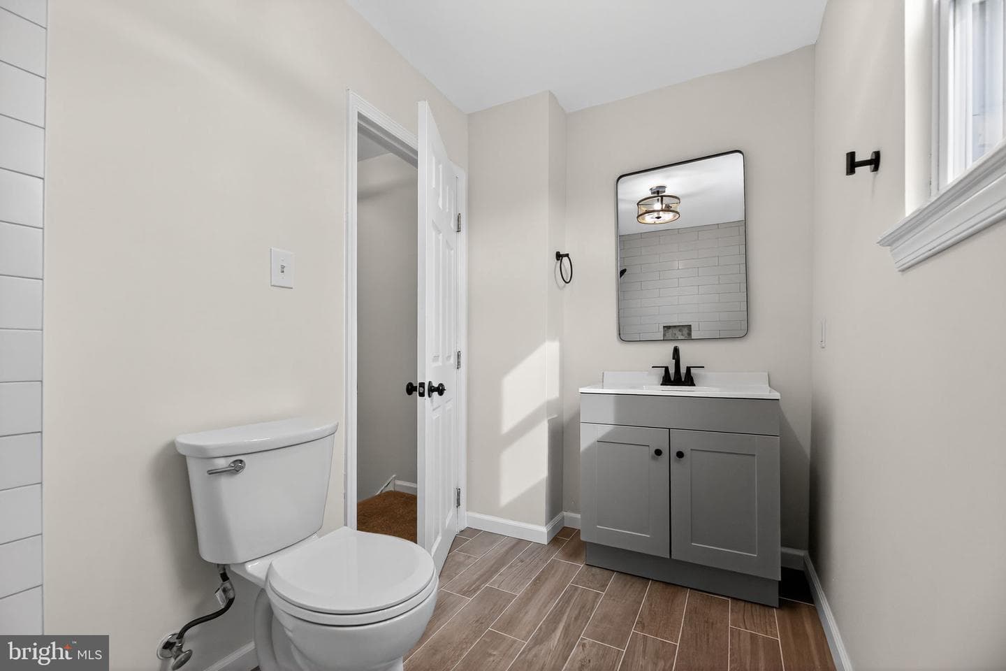 3063 Tulip Street photo 11