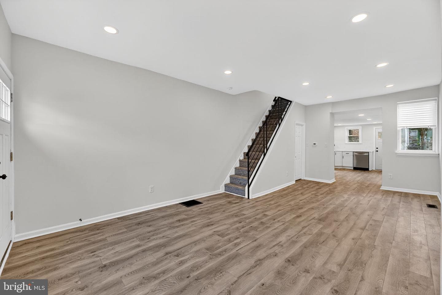 3063 Tulip Street photo 3
