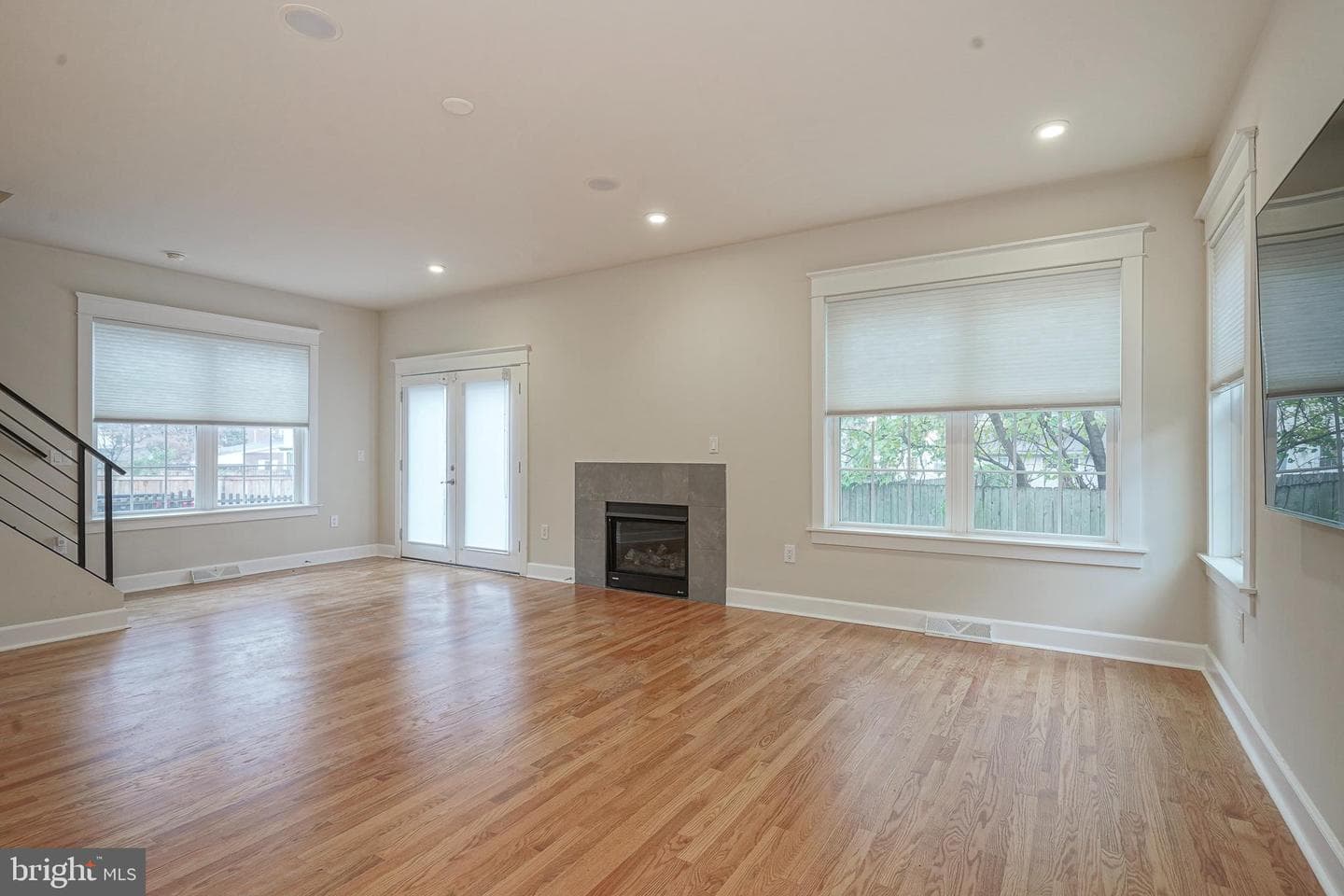 538 Leverington Avenue #c photo 14
