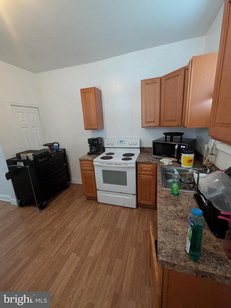 5502 Thomas Avenue photo 8