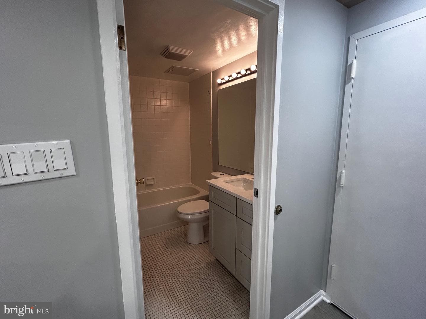 1601 Spring Garden Street #502 photo 10