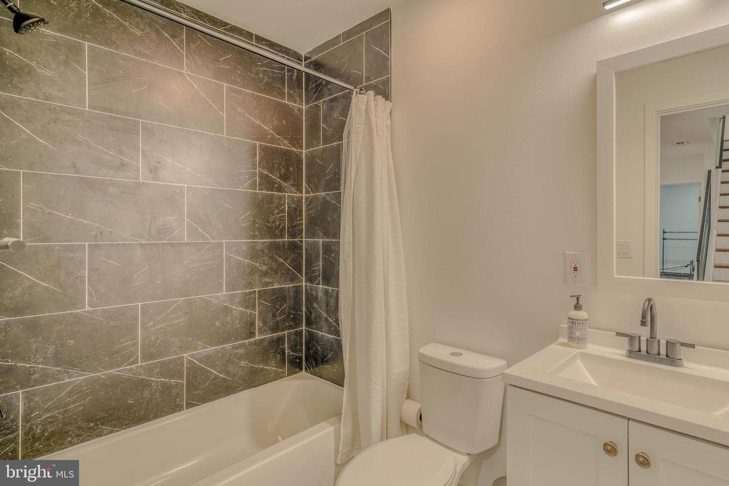 3217 Chatham Street photo 55