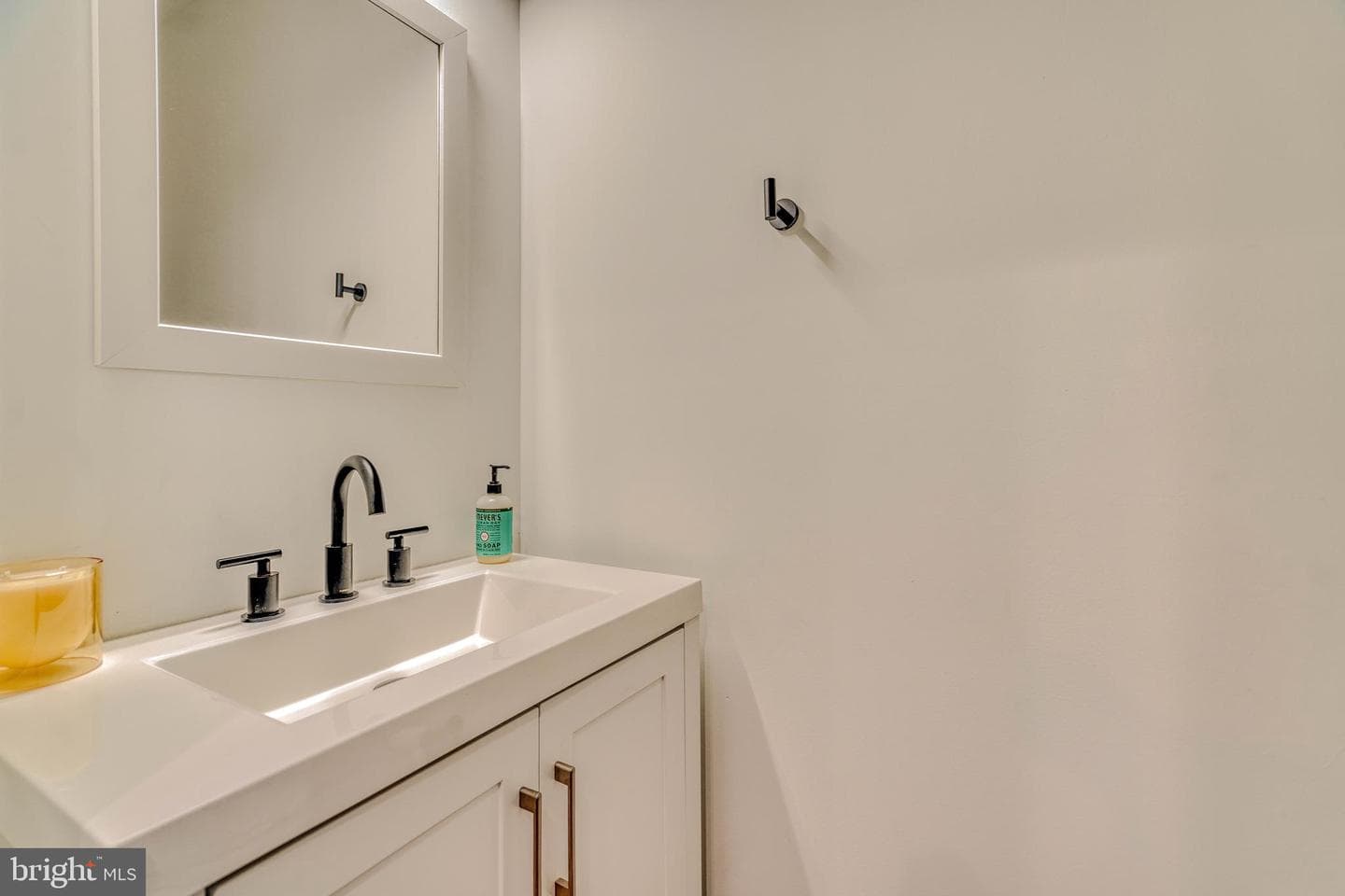 3217 Chatham Street photo 56