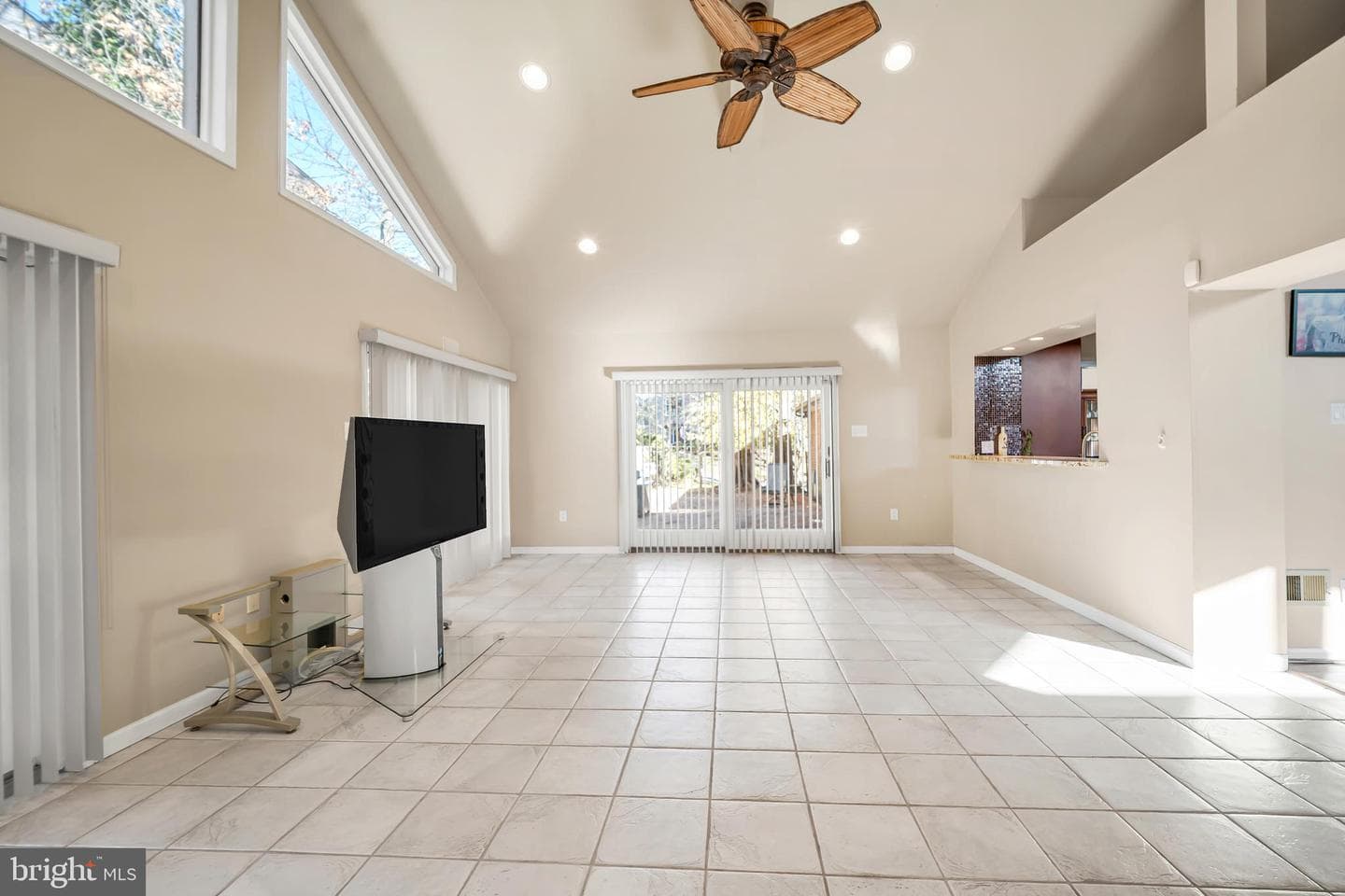 16 S Kings Oak Lane photo 18