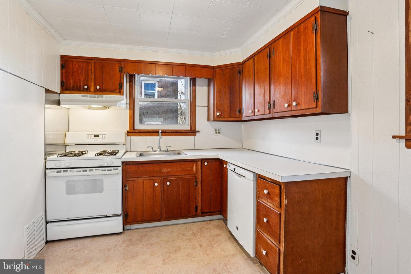520 Overlook Road photo 10