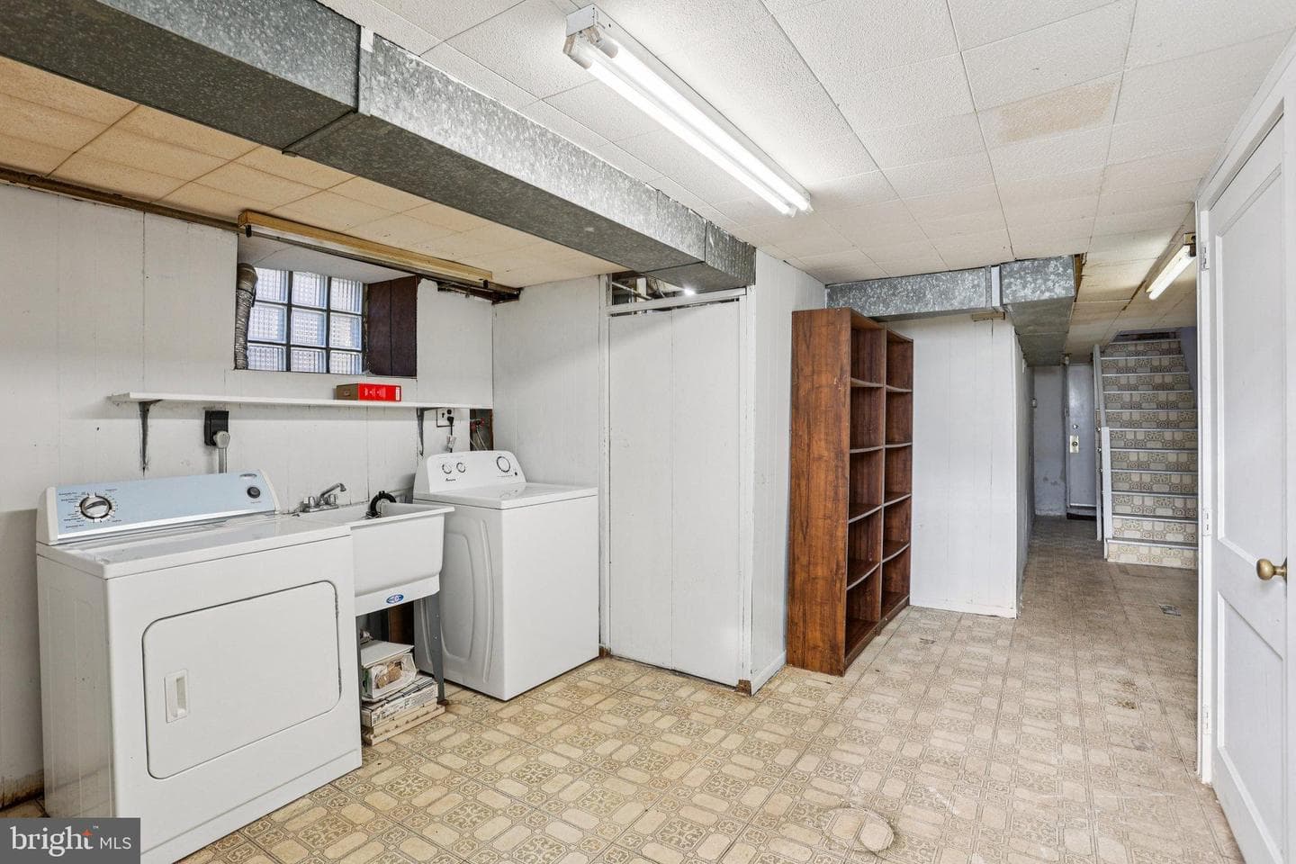 520 Overlook Road photo 23