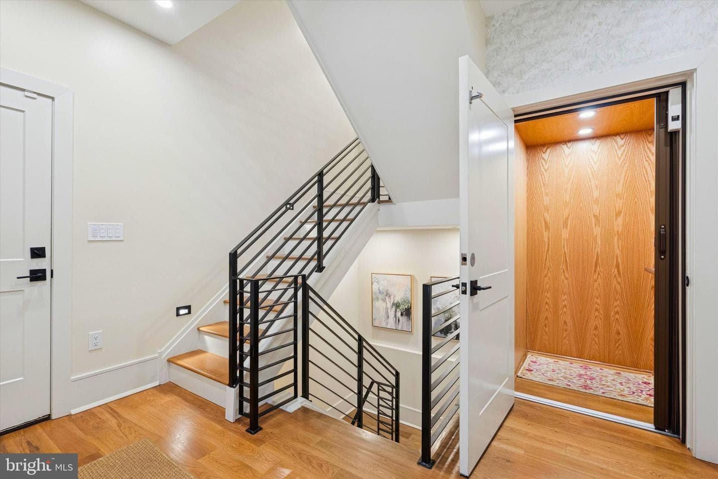 706 Latona Street #a photo 3