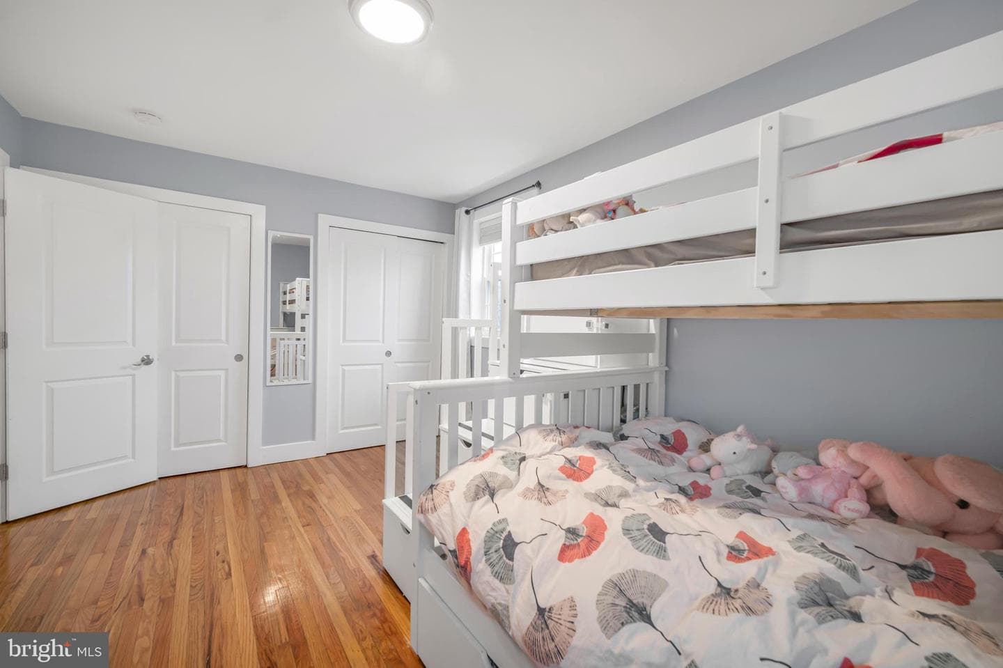 370 Selma Street photo 20