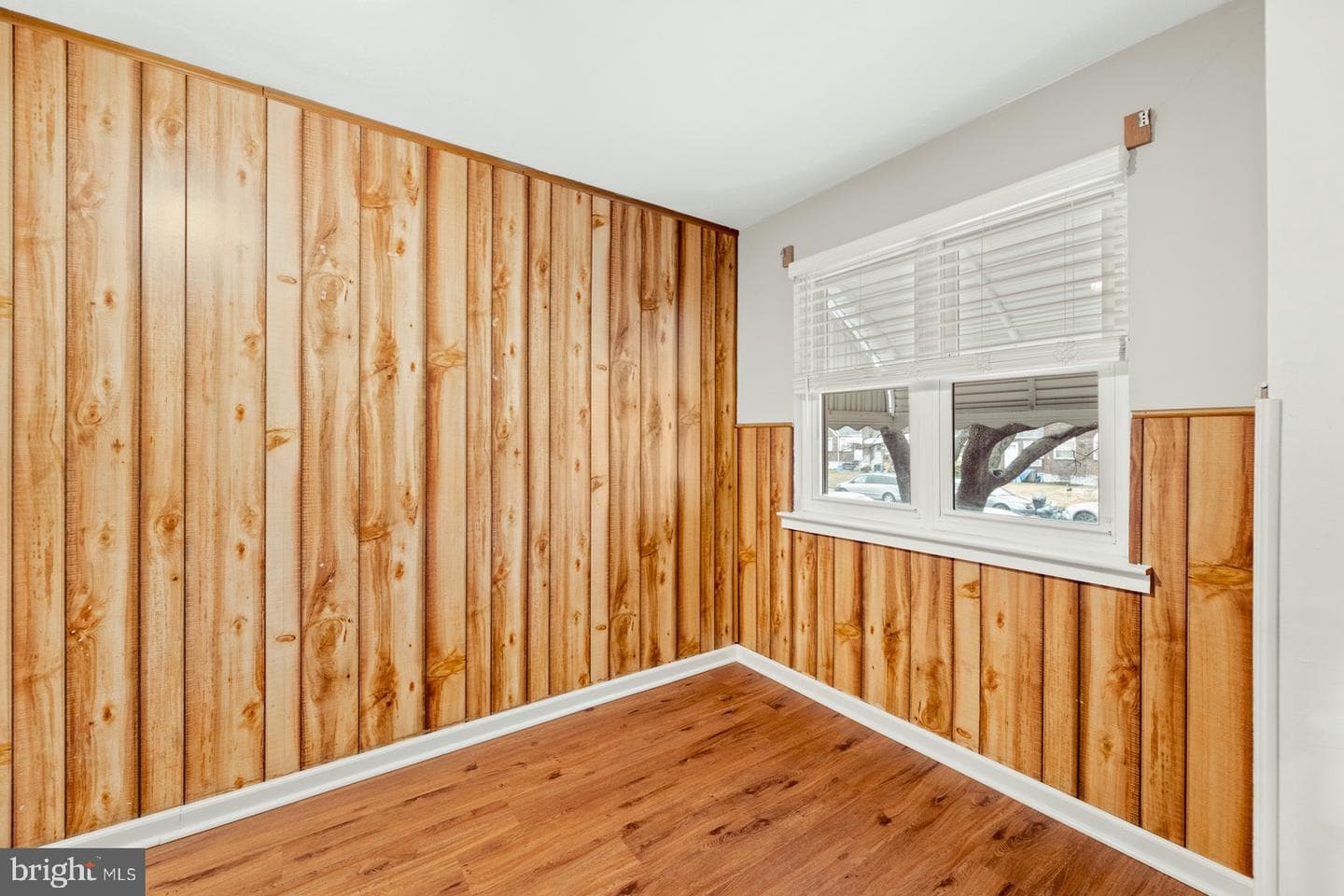 1629 E Comly Street photo 13