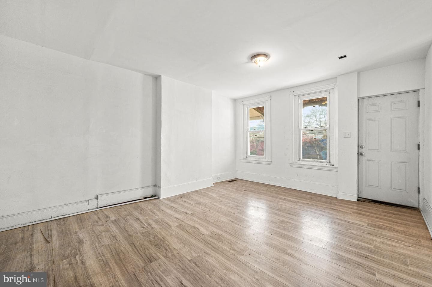 1433 S 47th Street photo 4
