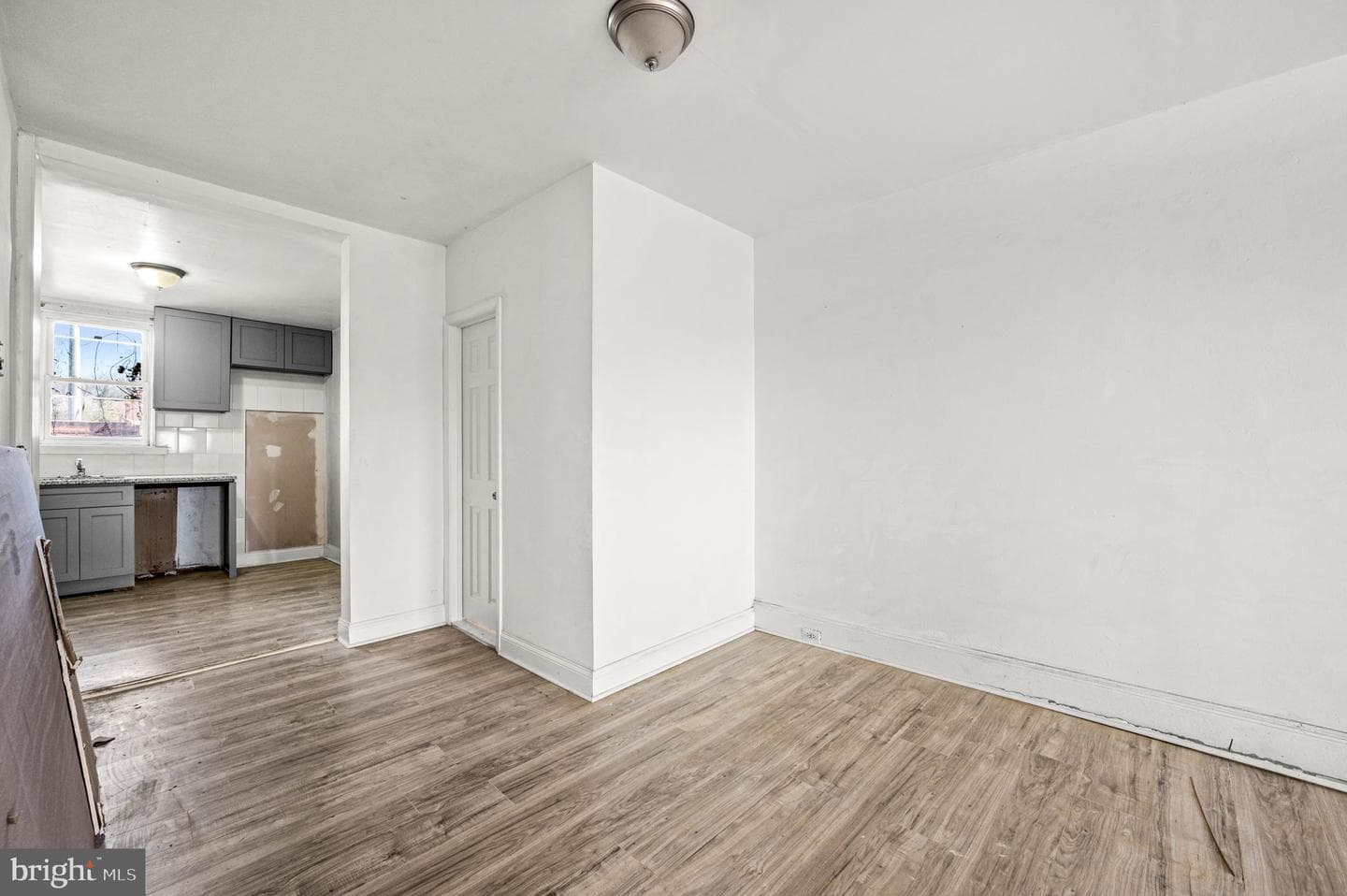 1433 S 47th Street photo 5