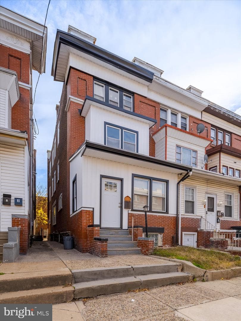131 S 50th Street photo 3