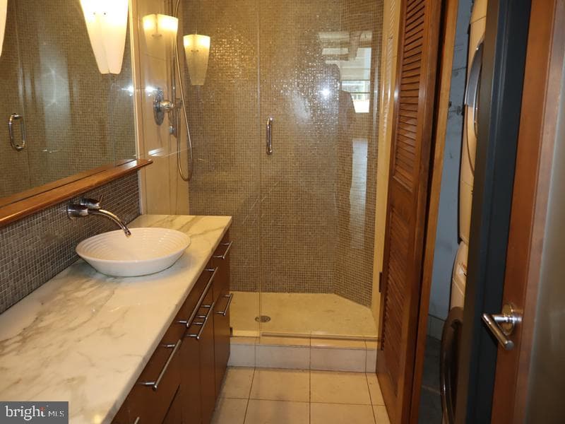 2200 Arch Street #906 photo 16