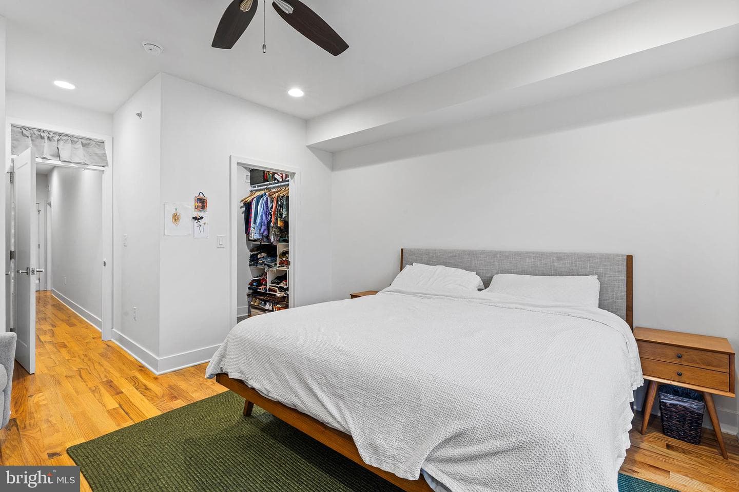 1323 Crease Street photo 21