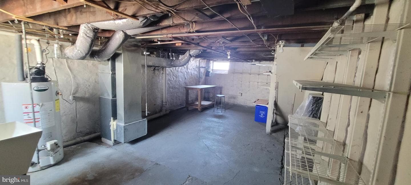 1022 W Oregon Ave photo 25