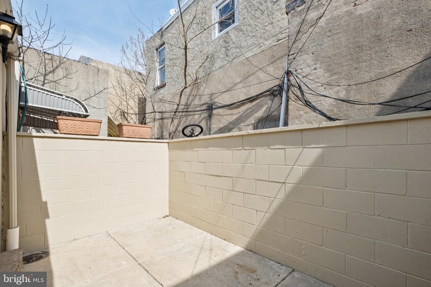 2041 S Bancroft Street photo 34