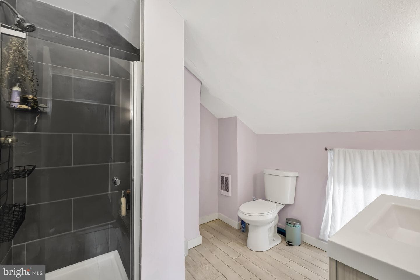 75 E Phil Ellena Street photo 17