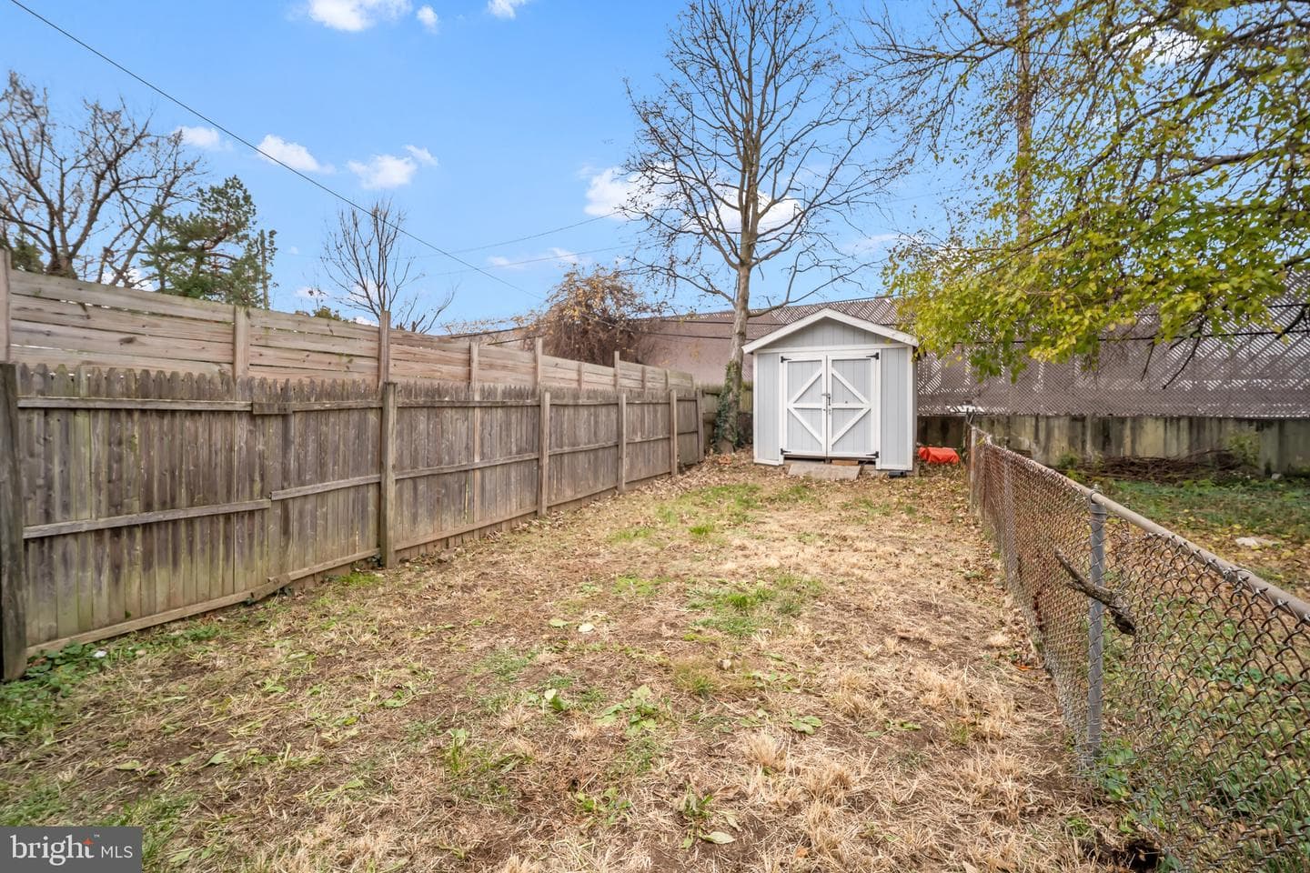 75 E Phil Ellena Street photo 3
