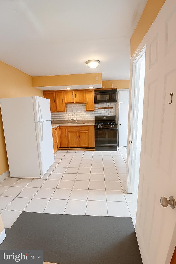 881 N 46th Street photo 3
