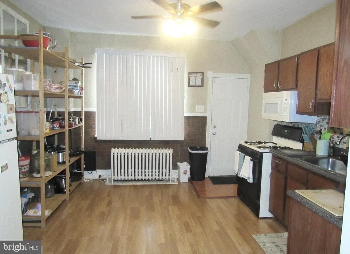 1325 Unity Street photo 3