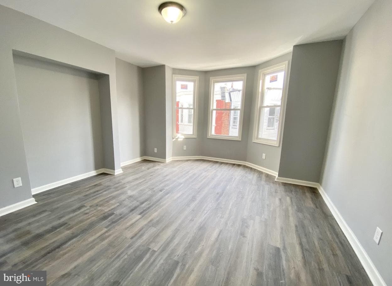 2922 W Norris Street photo 9