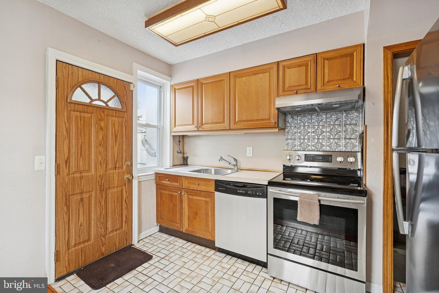 8613 Lykens Lane photo 11