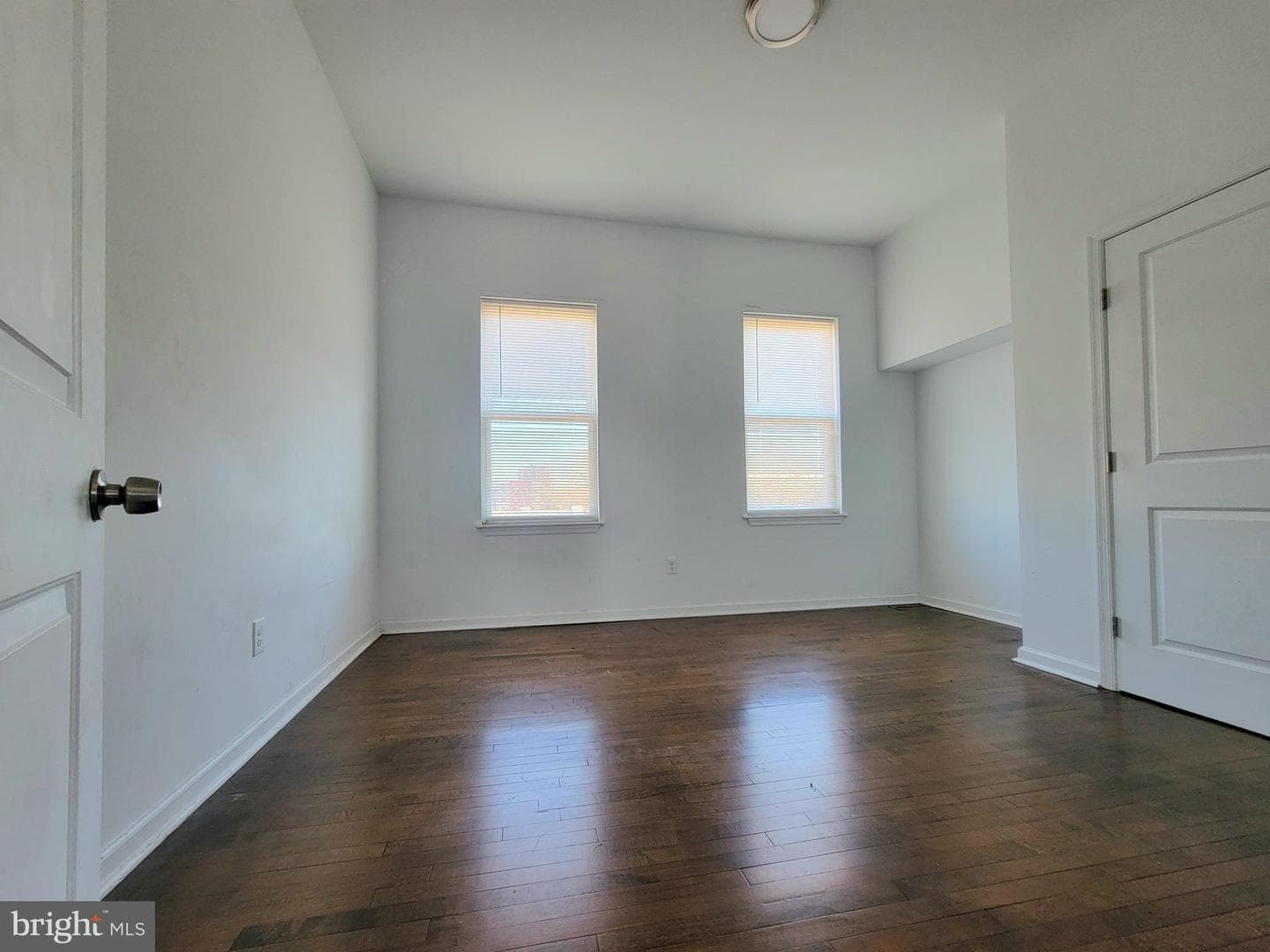 2420 N 15th Street photo 35