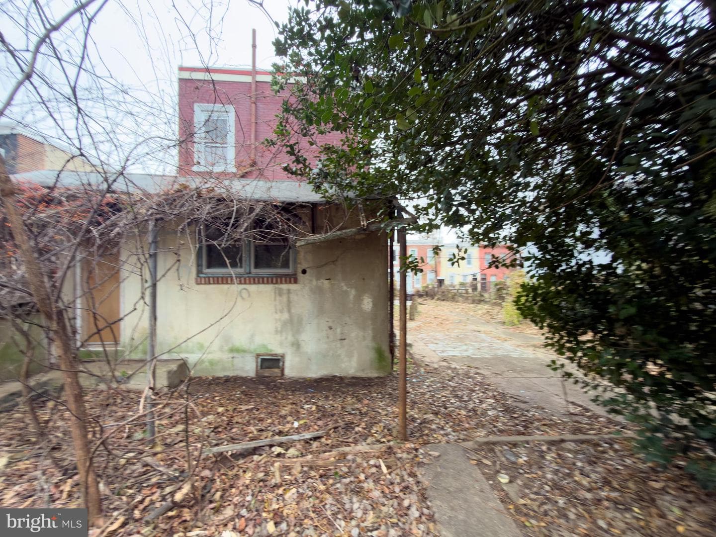 63 E Garfield Street photo 8