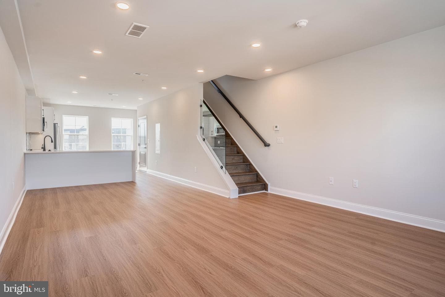 4070 Conshohocken Ave # B photo 5