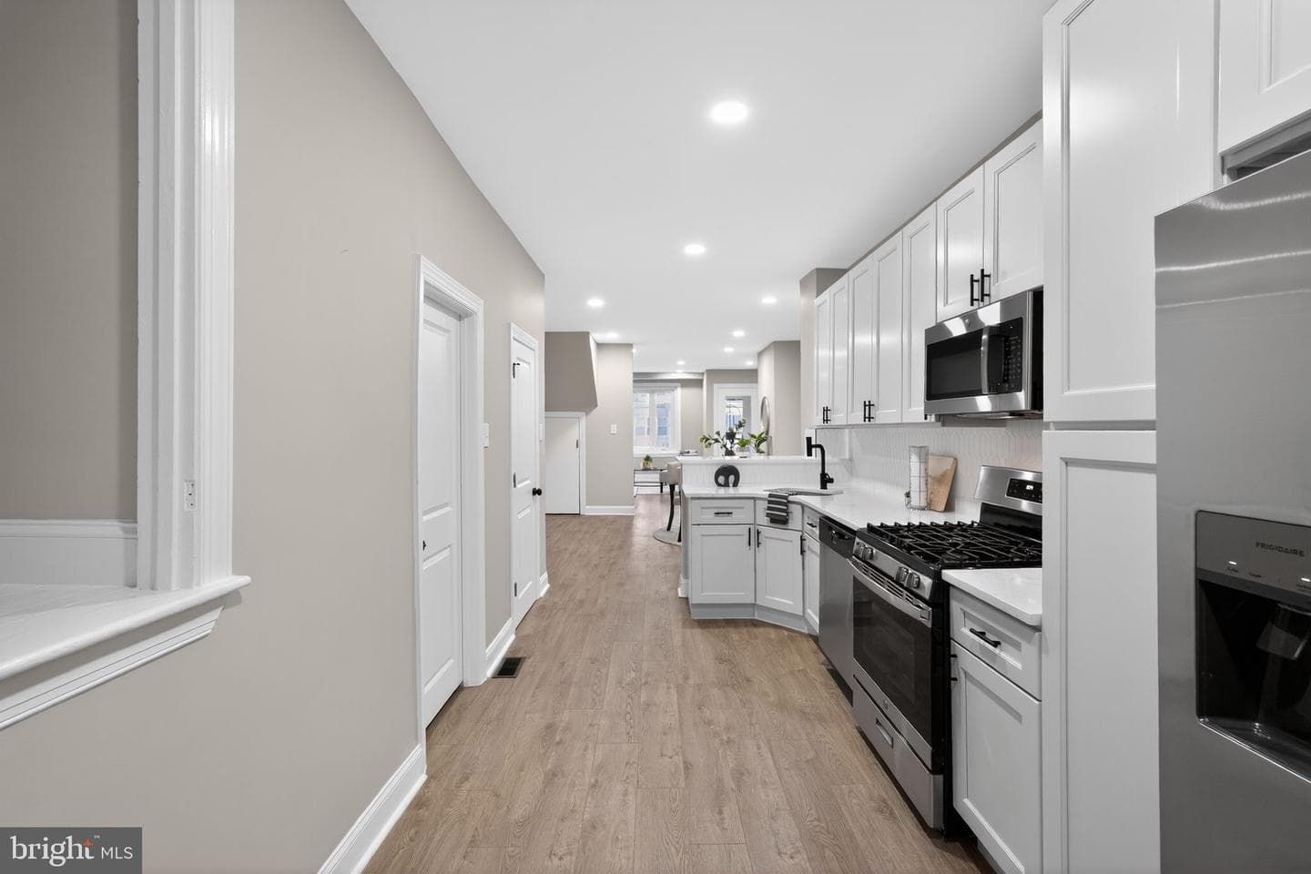 6108 Webster Street photo 11