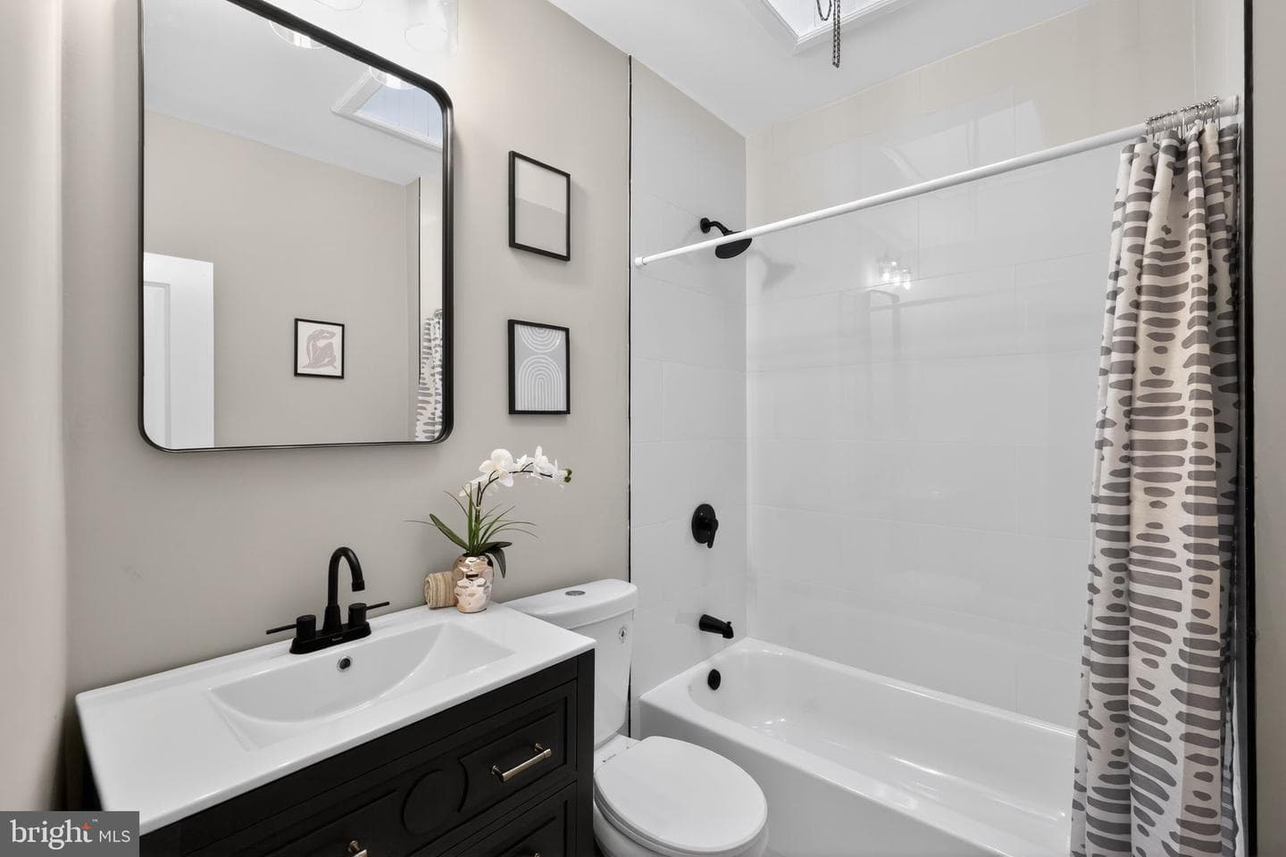 6108 Webster Street photo 17