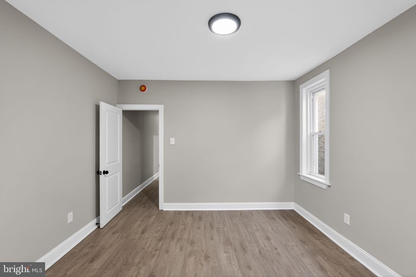 6108 Webster Street photo 20