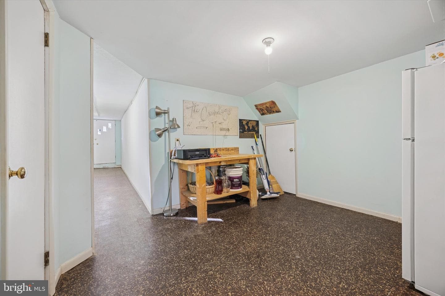 7025 Valley Avenue photo 21