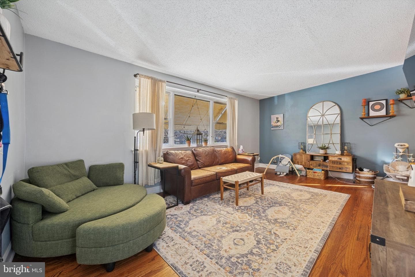 7025 Valley Avenue photo 4