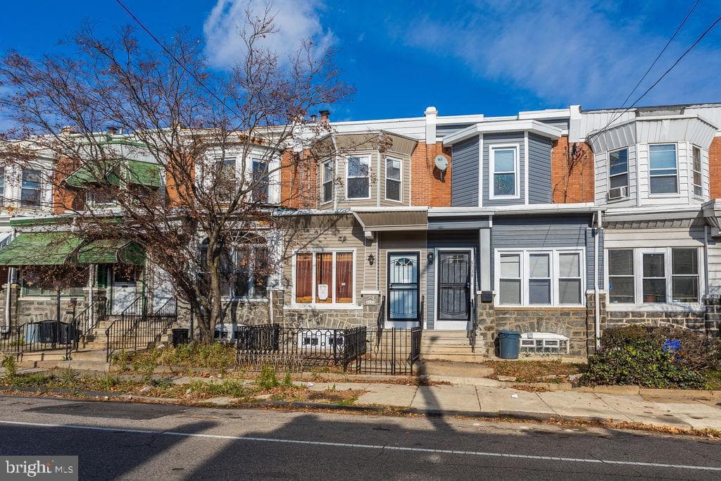 5741 Arch Street photo 1